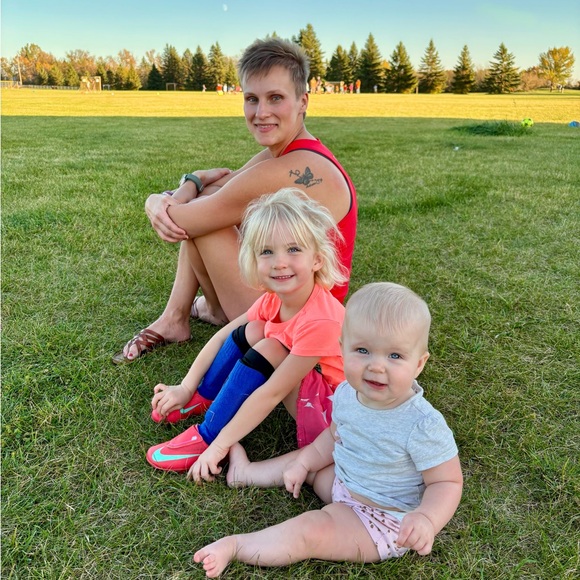 Meet your Posher, Abigail - Picture 4 of 4